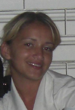 Cássia Barros
